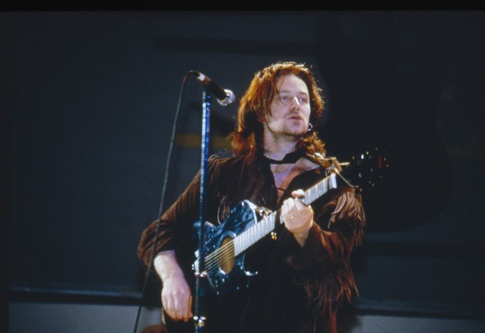 Bono Performs In 1986