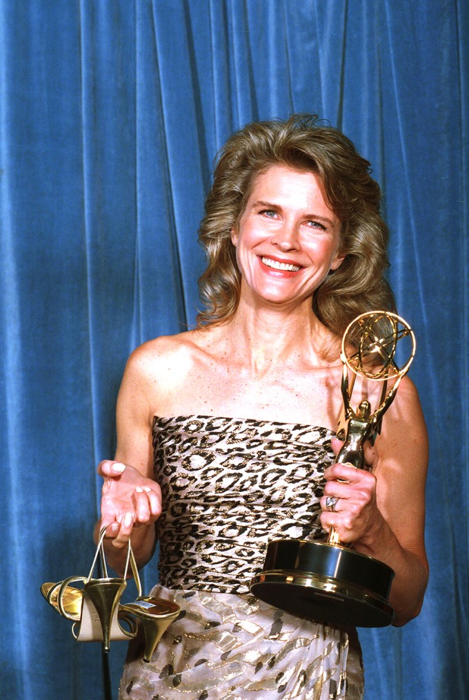 Candice Bergen Wins An Emmy In 1989