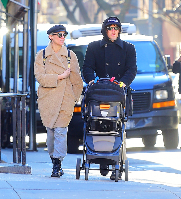 Norman Reedus and fiancée Diane Kruger take a NYC stroll with their  unicorn-obsessed daughter