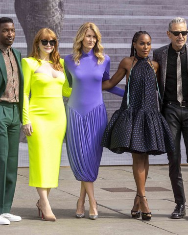 Mamoudou Athie, Bryce Dallas Howard, Laura Dern, DeWanda Wise and Jeff Goldblum
'Jurassic World: Dominion' photocall at Trafalgar Square, London, UK - 27 May 2022