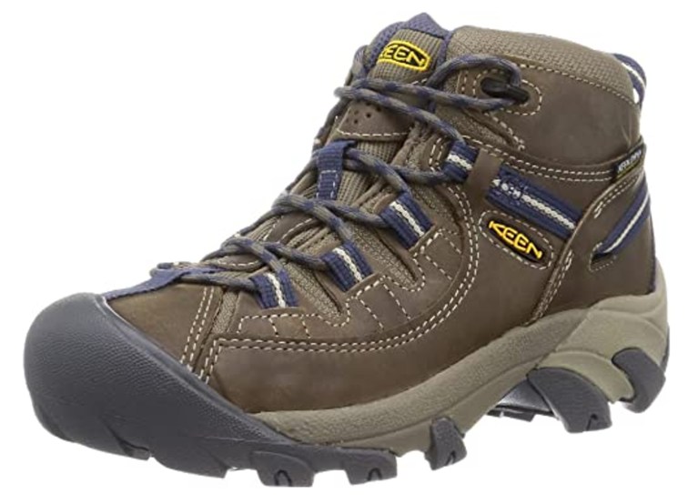 hiking boots for women reviews