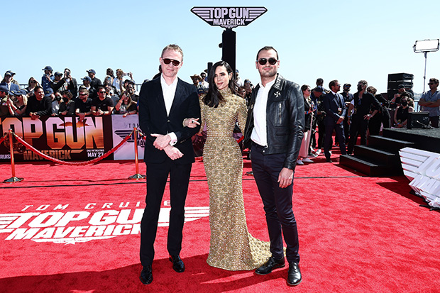 Jennifer Connelly takes her son Kai and husband Paul Bettany to the Top Gun  premiere - Mirror Online