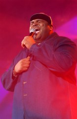 RUBEN STUDDARD - AMERICAN IDOLS ON TOUR, AMERICA - JUL 2003VARIOUS