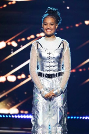 AMERICA’S GOT TALENT -- “Qualifiers 3 Results” Episode 1714 -- Pictured: Sara James -- (Photo by: Trae Patton/NBC)