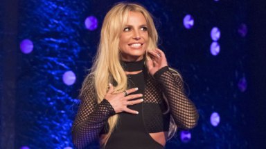Britney Spears atrapa a niña durante viaje a México: Video – Hollywood Life