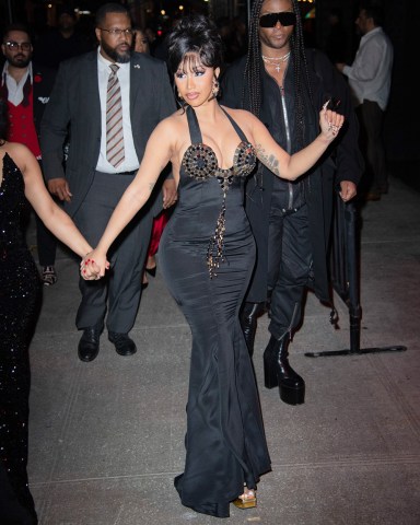 Cardi b arriving to the met gala after party in New York City  Pictured: Cardi B Ref: SPL5307327 030522 NON-EXCLUSIVE Picture by: WavyPeter / SplashNews.com  Splash News and Pictures USA: +1 310-525-5808 London: +44 (0)20 8126 1009 Berlin: +49 175 3764 166 photodesk@splashnews.com  World Rights