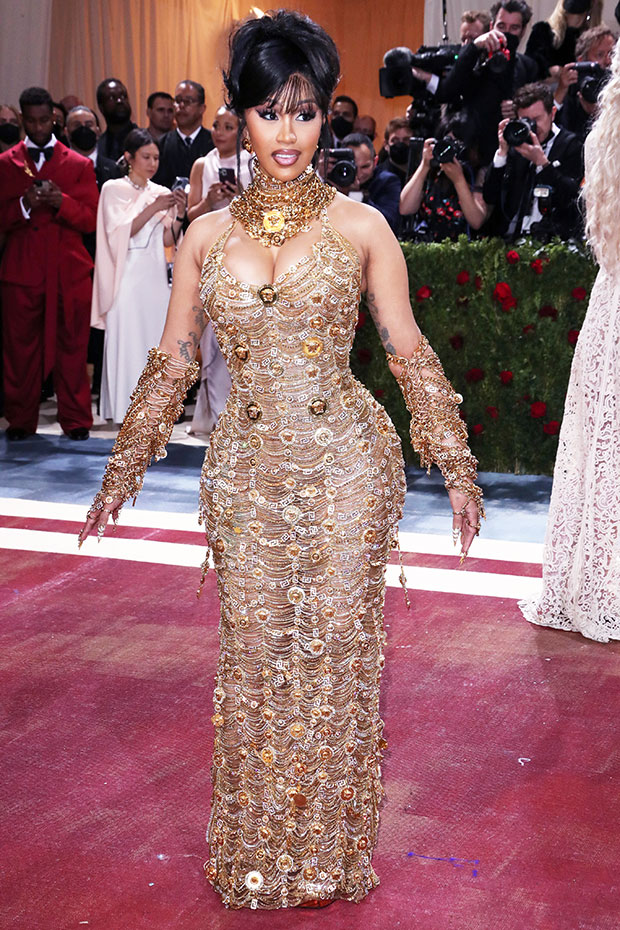 Cardi B's Met Gala 2022 Dress Had a Mile of Gold Chains – Billboard