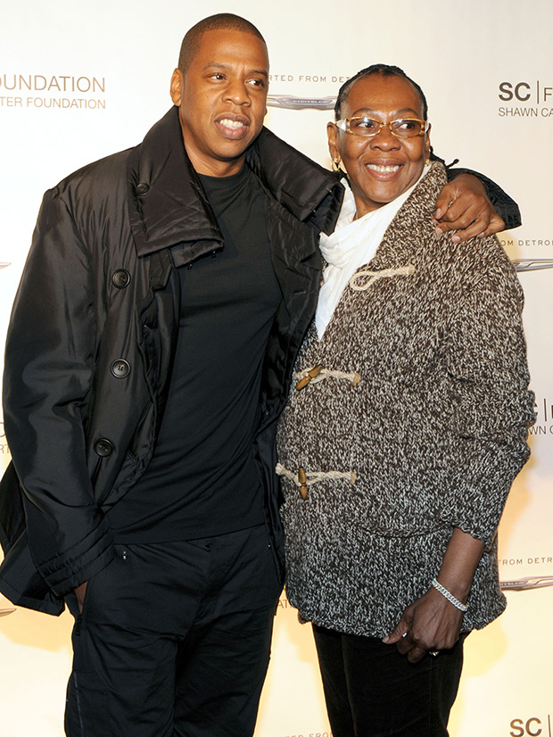 JAY-Z's Mom Gloria Carter, Wife Make Newlywed Red Carpet Debut