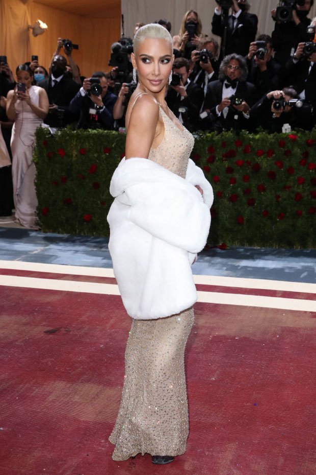 Kim Kardashian Has Arrived at the 2022 Met Gala Wearing Marilyn