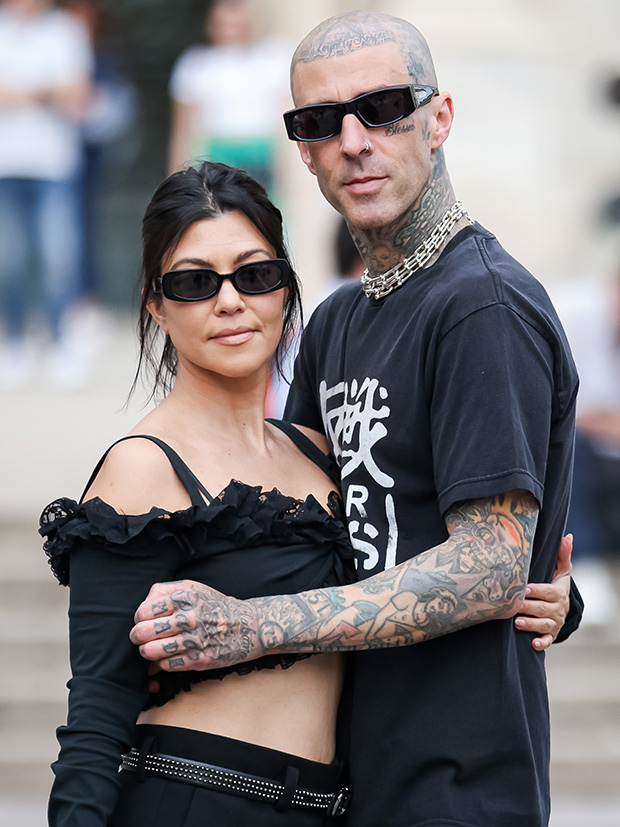 kourntey kardashian travis barker