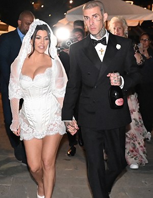 Portofino, ITALY - Kourtney Kardashian and Travis Barker get married in Portofino.Pictured: Kourtney Kardashian, Travis BarkerBACKGRID USA 22 MAY 2022 BYLINE MUST READ: Cobra Team / BACKGRIDUSA: +1 310 798 9111 / usasales@backgrid.comUK: +44 208 344 2007 / uksales@backgrid.com*UK Clients - Pictures Containing ChildrenPlease Pixelate Face Prior To Publication*