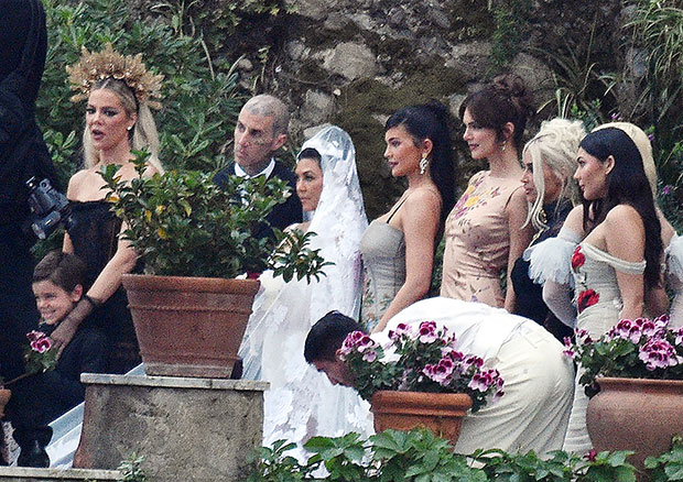 Kylie Jenner Kendall Jenner Kourtney Kardashian Wedding May 2022 Italy