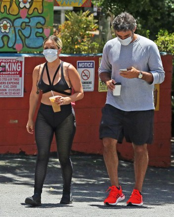 EXCLUSIVE: Lady Gaga and boyfriend Michael Polansky play it safe with masks on while out and about. 30 May 2020 Pictured: Lady Gaga. Photo credit: P&P / MEGA TheMegaAgency.com +1 888 505 6342 (Mega Agency TagID: MEGA674643_017.jpg) [Photo via Mega Agency]