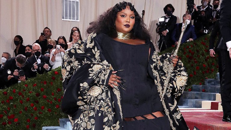 Lizzo’s Met Gala 2022 Dress: Photos – Hollywood Life