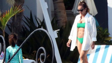 Esposa de Michael Jordan, Yvette Prieto, luce bikini verde en México: Fotos – Hollywood Life