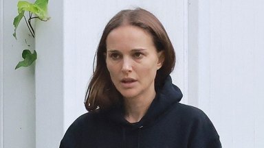 Natalie Portman Spotted Walking in Los Angeles Without Makeup: Photos – Hollywood Life
