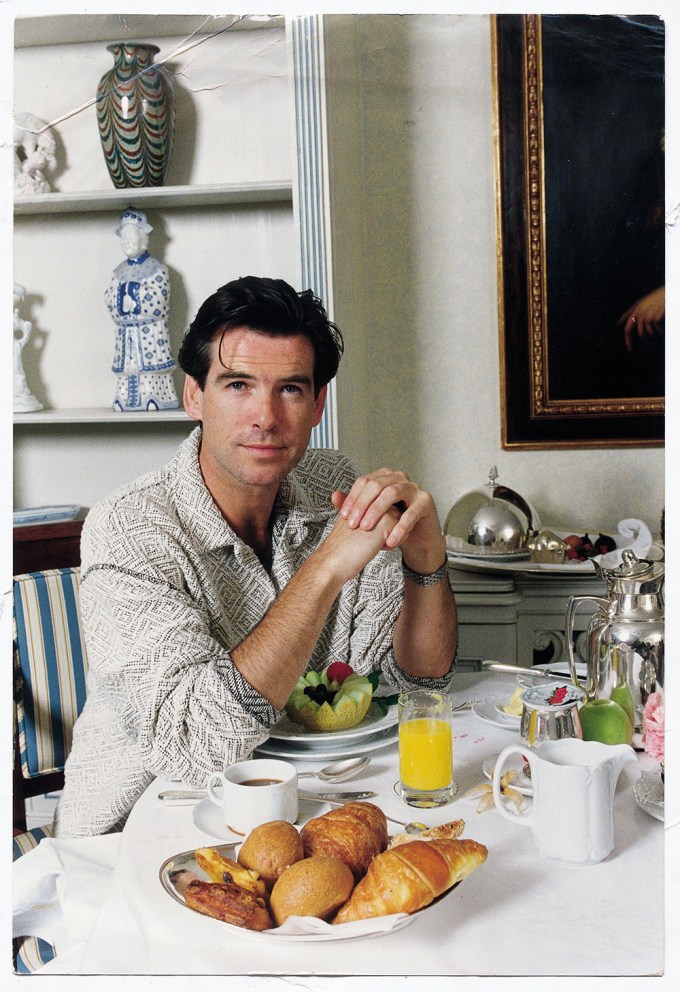 Pierce Brosnan Enjoys Breakfast In 1995