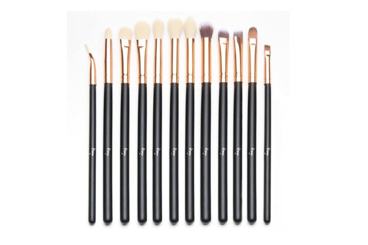 The Top Eyeliner Brush in 2023 Reviews by Hollywood Life Hollywood Life