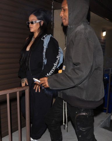 Los Angeles, CA  - *EXCLUSIVE*  - Round 3! Power couple Rihanna and boyfriend A$AP Rocky are back in the studio as we catch them arriving at a recording studio for the third night in a row in Los Angeles.Pictured: Rihanna, A$AP RockyBACKGRID USA 18 SEPTEMBER 2022 USA: +1 310 798 9111 / usasales@backgrid.comUK: +44 208 344 2007 / uksales@backgrid.com*UK Clients - Pictures Containing ChildrenPlease Pixelate Face Prior To Publication*