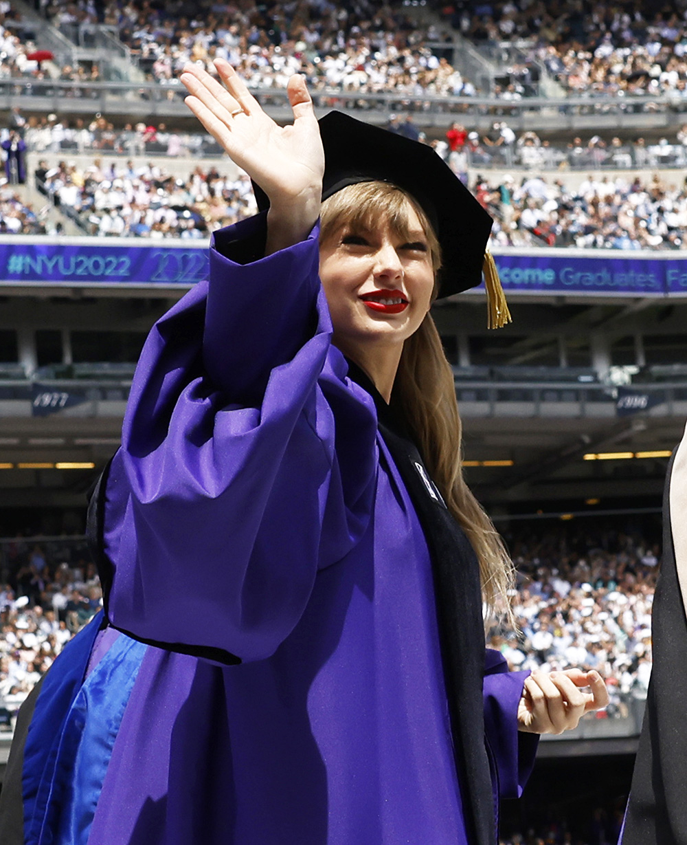 Swift Nyu Degree, New York, United States - 18 May 2022