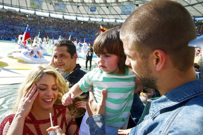 Shakira & Gerard Pique With Their Son