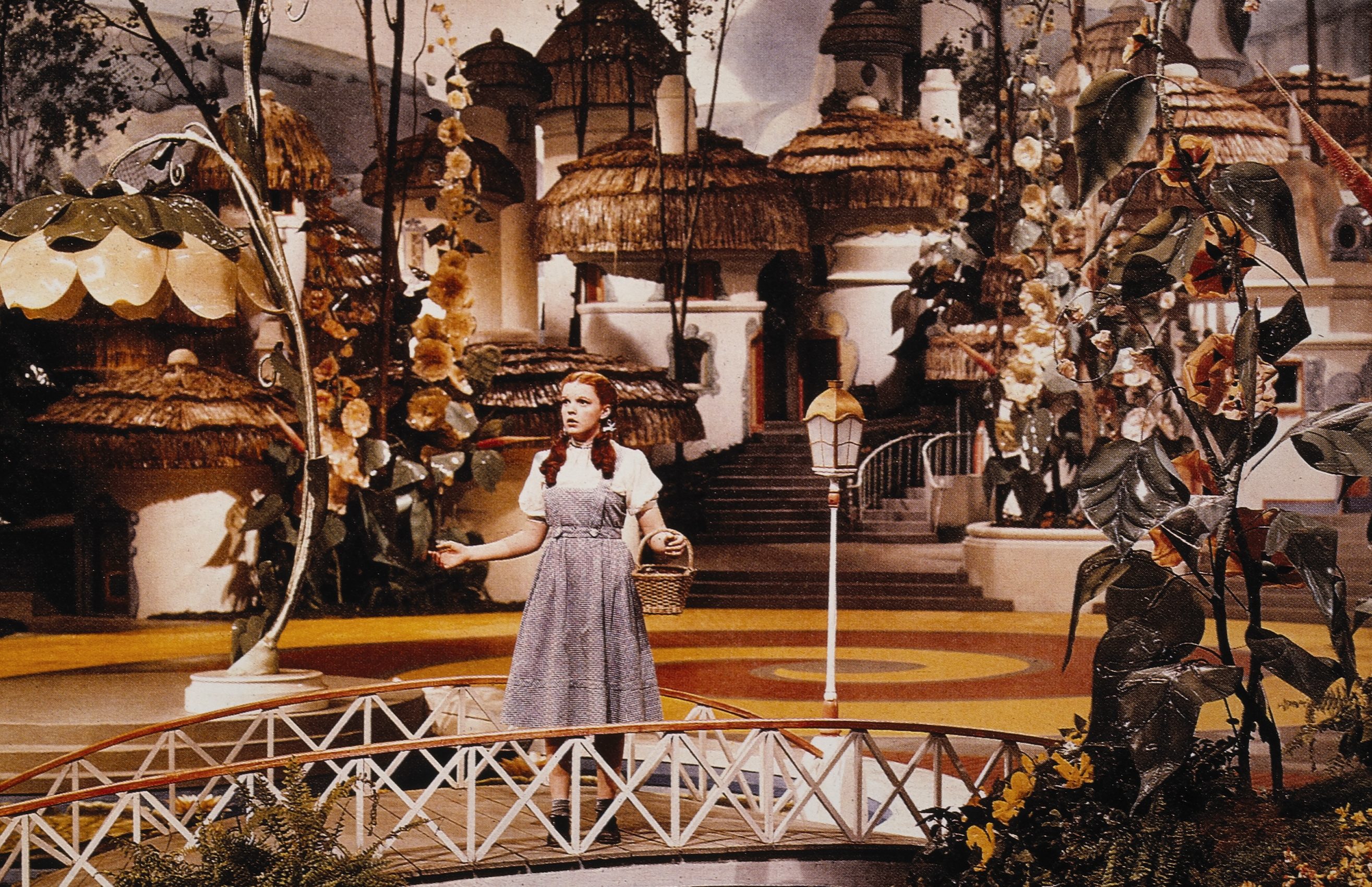 Judy Garland: Photos of the ‘Wizard of Oz’ Starlet From Her Life