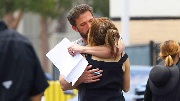 Jennifer Lopez Kisses Ben Affleck On Set Of His & Matt Damon’s Movie – Hollywood Life