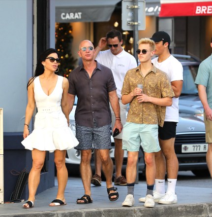 Jeff Bezos and Lauren Sanchez (with sons) strolling in the French Caribbean island Saint Barthelemy, on 23th December 2019.Pictured: Lauren Sanchez,Jeff BezosRef: SPL5137165 231219 NON-EXCLUSIVEPicture by: AbacaPress / SplashNews.comSplash News and PicturesUSA: +1 310-525-5808London: +44 (0)20 8126 1009Berlin: +49 175 3764 166photodesk@splashnews.comUnited Arab Emirates Rights, Australia Rights, Bahrain Rights, Canada Rights, Finland Rights, Greece Rights, India Rights, Israel Rights, South Korea Rights, New Zealand Rights, Qatar Rights, Saudi Arabia Rights, Singapore Rights, Thailand Rights, Taiwan Rights, United Kingdom Rights, United States of America Rights