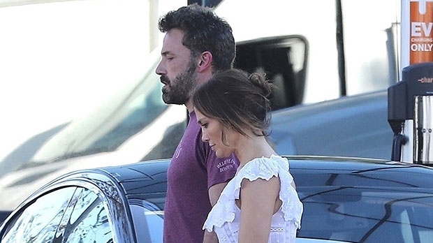 Jennifer Lopez And Ben Affleck Hold Hands On The Set Of His New Nike