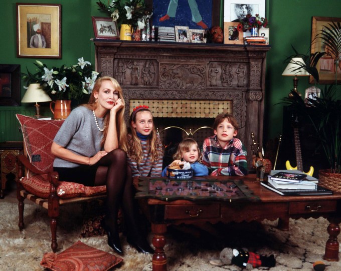 Jerry Hall & Kids In 1996