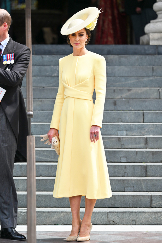 Kate middleton outlet yellow floral dress