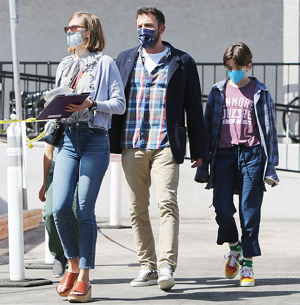 Violet, Ben, and Seraphina Affleck