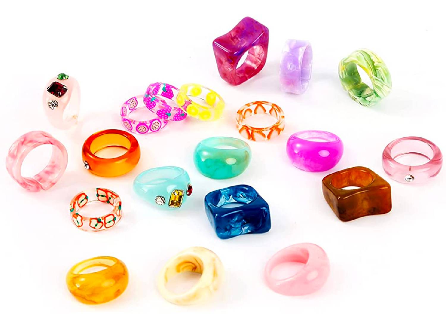 A set of 20 multicolored resin rings