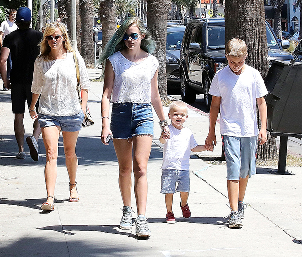 Reese Witherspoon and her Children