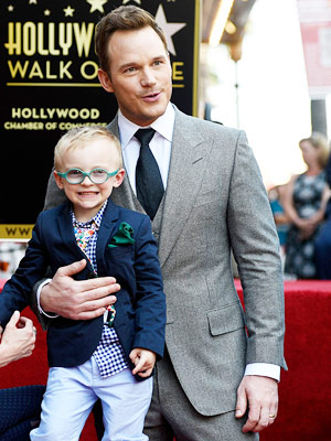Chris Pratt’s Family: Photos – Hollywood Life