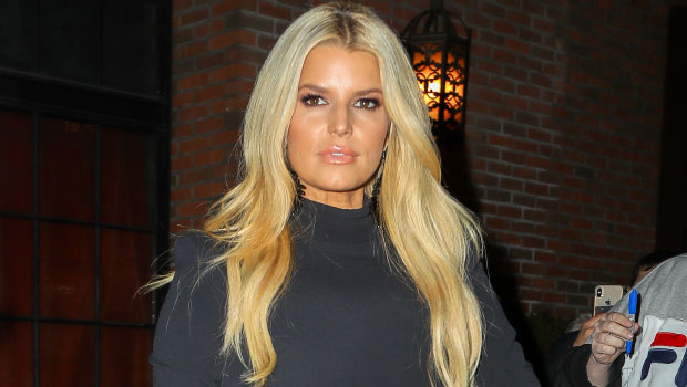 Jessica Simpson Rocks Sexy Swimsuit On Fathers Day Before Sharing