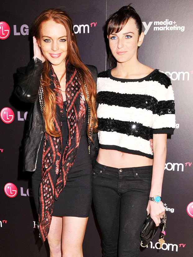 The Lohan Sisters and also the Louis Vuitton Monogram Wilshire