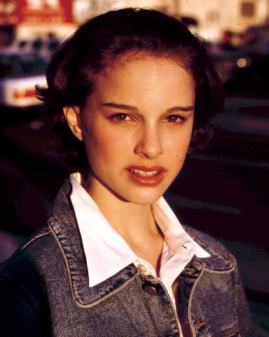 Natalie Portman
'The Professional' Premiere
November 3, 1994:Los Angeles, CA. 
Natalie Portman
'The Professional' Premiere
Photo®Berliner Studio/BEImages