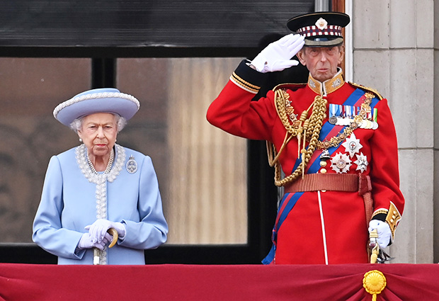 Prens Edward Kimdir? Kraliçe Elizabeth'in Kuzeni Hakkında Bilinmesi Gerekenler – Hollywood Life