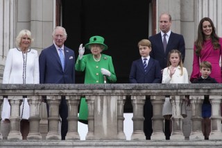 Queen Elizabeth II and Royal Family stand on the balcony during the Platinum Jubilee Pageant at the Buckingham Palace in London, on the last of four days of celebrations to mark the Platinum Jubilee. The pageant will be a carnival procession up The Mall featuring giant puppets and celebrities that will depict key moments from the Queen Elizabeth II's seven decades on the throne
Platinum Jubilee, London, United Kingdom - 05 Jun 2022