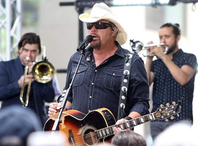 Toby Keith performs on ‘Today’