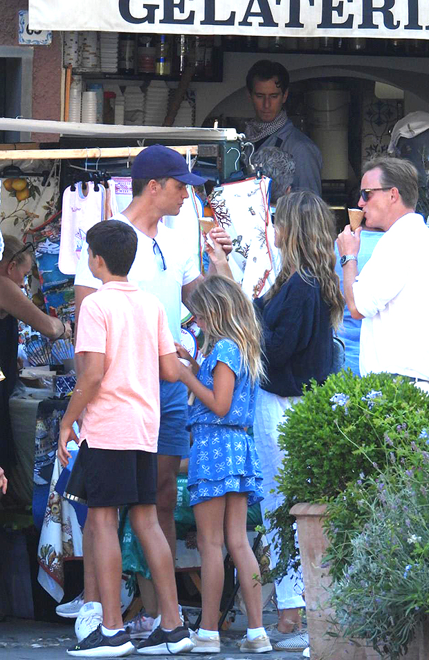 Tom Brady Spends Time With Gisele Bundchen & Their Kids In Italy –  Hollywood Life