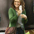 Julia Louis-Dreyfus Shares An Ice Cream Cone With Her Co-Star Tobias Menzies Filming 'beth And Don' In Central Park In New York City