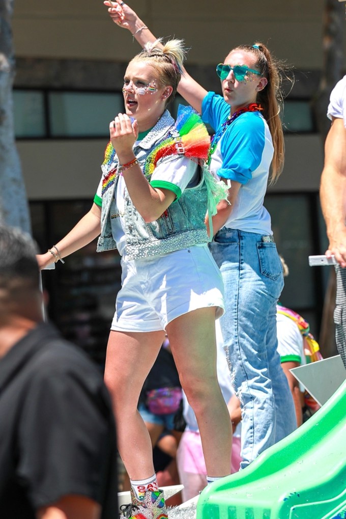 JoJo Siwa & Kylie Prew At The pride Parade