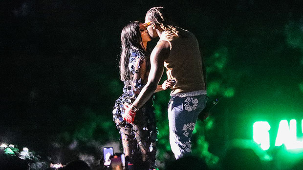 Cardi B & Offset Kiss On Stage At Wireless Festival: Photos – Hollywood Life