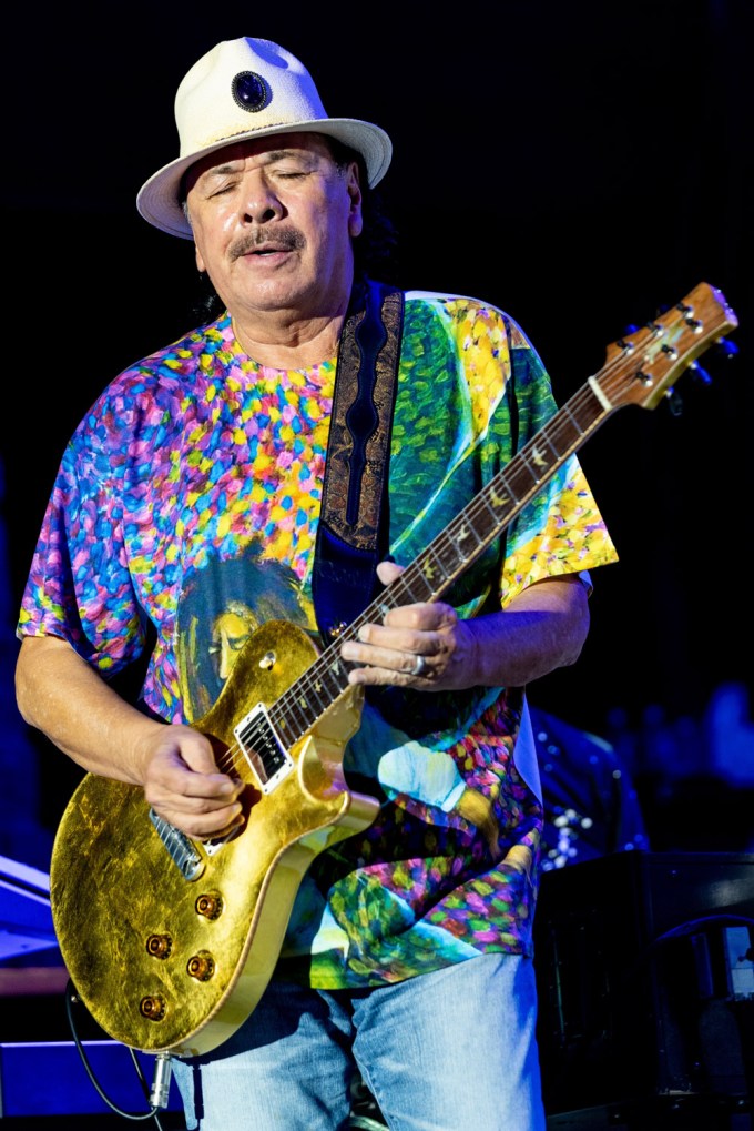Carlos Santana Plays In Nashville
