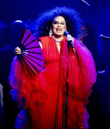 American soul singer Diana Ross performs at Ahoy's NN North Sea Jazz. The three-day Beihai Jazz Festival kicked off again after two sessions were cancelled due to the new crown epidemic.Diana Ross in concert, Rotterdam, Netherlands - July 8, 2022