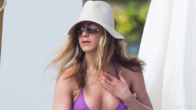 Jennifer Aniston