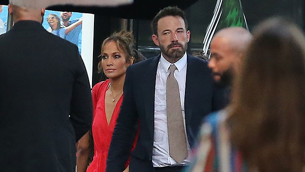 Ben Affleck & Jennifer Lopez In Paris After Wedding: Video – Hollywood Life