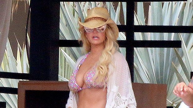 Jessica Simpson rocks a red bikini on a trip with her kids Maxwell, 10, Ace, 9, and Birdie, 3, to Lake Austin: pics